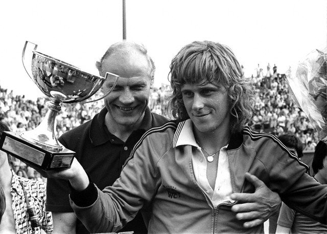  Lennart Bergelin with tennis great Bjorn Borg of Sweden at French Open, 1974.